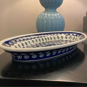 14”x8” Boleslaweic Polish Pottery Oval Platter. Great condition!